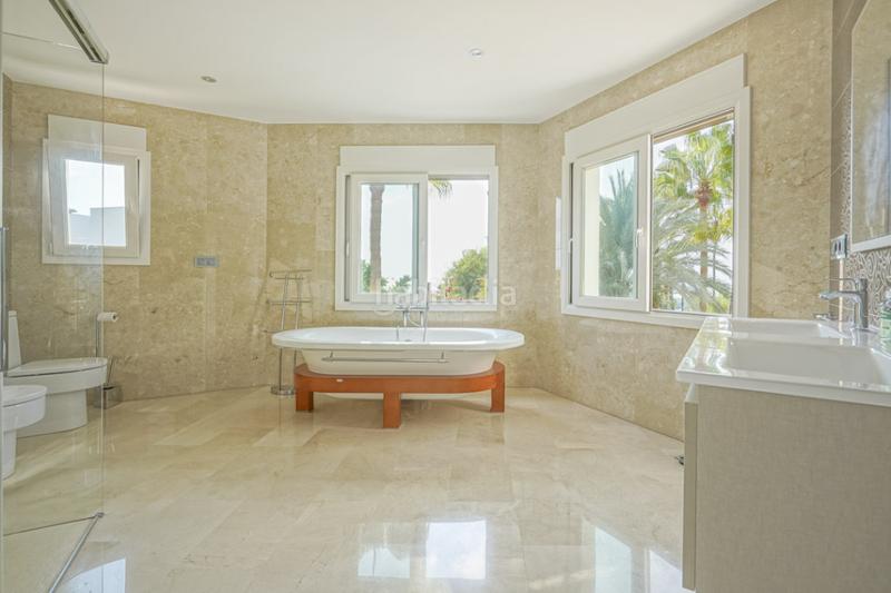 Foto 2a23387a-d4ad-4ee2-91ef-46b26996fc12. Maison dans Benissa pueblo Benissa