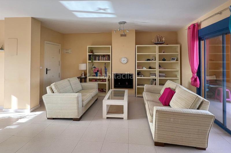 Foto acbaf6c5-be5c-435c-aae6-042b8eb66325. Apartament amb aparcament a Centro Urbano Dénia