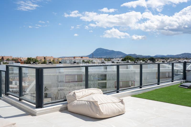 Foto ac51e09b-ee3c-4cde-a47e-2e63d49ce79b. Appartement avec parking dans Centro Urbano Dénia