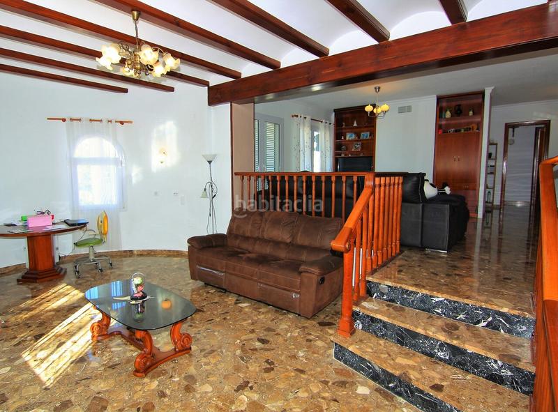 Foto c1f4ac3e-c1c0-402d-9d04-67ea182f361c. Casa con parcheggio in Pedreguer