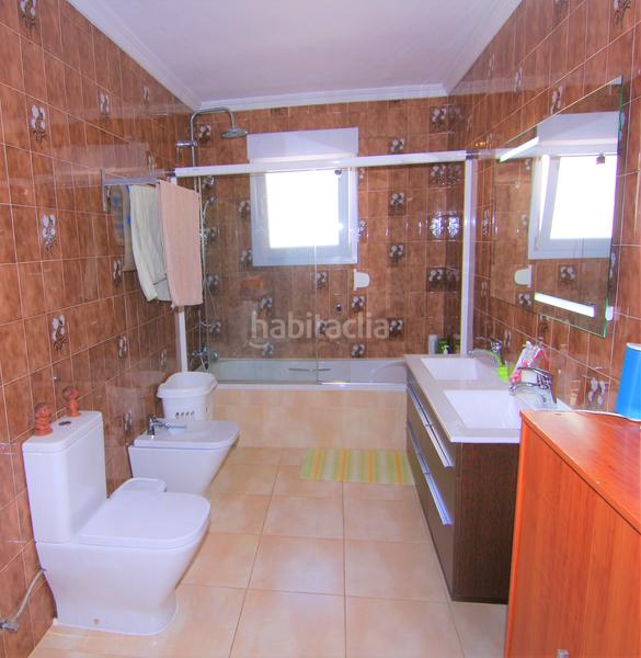 Foto ee9fad20-7f50-4758-8b9e-bdf4ca155009. Casa con parcheggio in Pedreguer