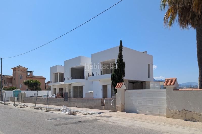 Foto 2d39592b-50e4-4744-a3b0-2eaae6399833. Casa amb aparcament a L´Albir Alfàs del Pi (l´)