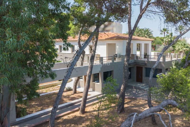 Foto c46304e0-1170-4e39-94bf-ba774ff81022. Casa en Centro Urbano Dénia