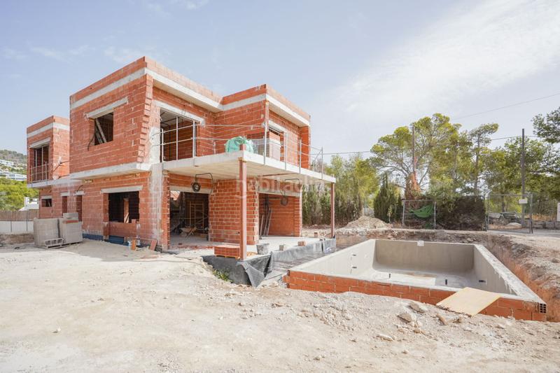 Foto 628a3c40-4b54-4b4f-a4a7-f60bec43a145. Casa con parcheggio in Pueblo Calp