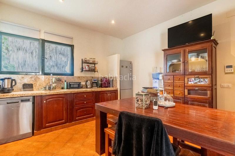 Foto b0d6c721-d8e2-4988-b46e-eb057110cec9. House with parking in Ondara