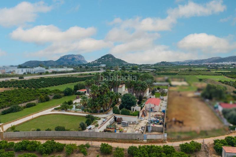 Foto ce2f2abc-968c-468f-9416-e90a56f5ddb8. House with parking in Ondara