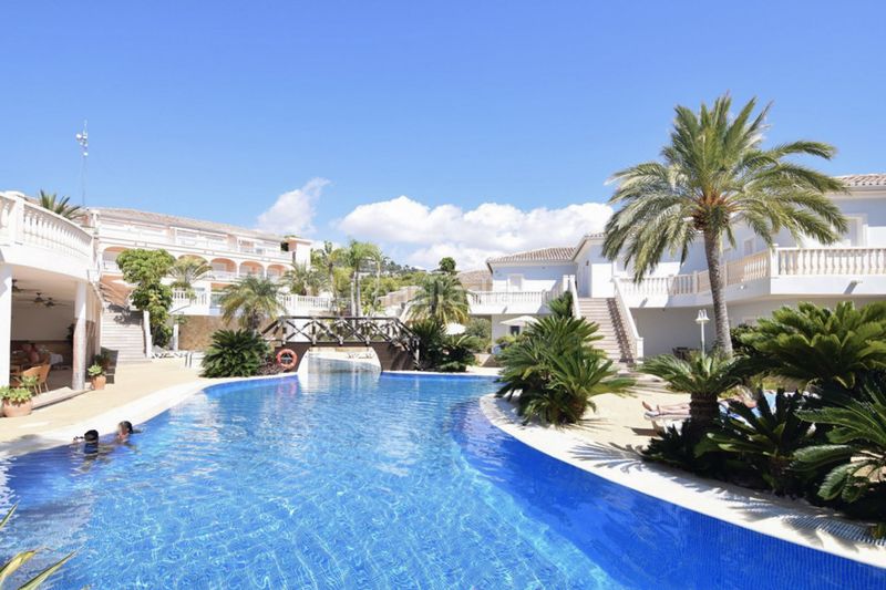 Foto 77043757-ce2c-4d14-8272-92bdde6ea3cc. Apartamento en Benissa pueblo Benissa