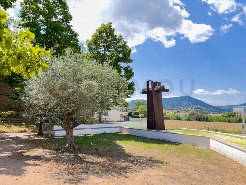 Foto 71fd1489-3c88-4c00-bbb1-d9a7767487ef. Edificio en calle major 1 edificio en venta en la guixa sentfores en Vic