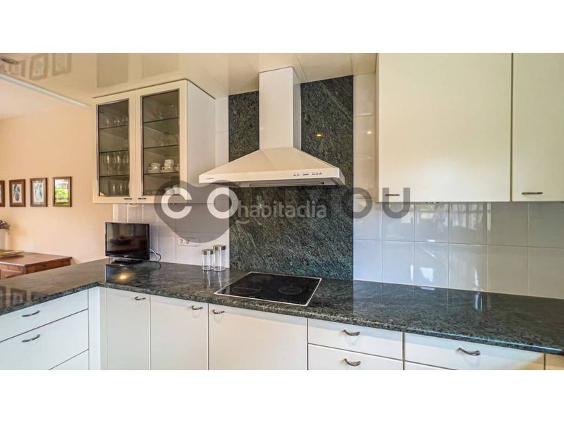 Foto dfe256b0-e2ed-4a3e-a312-d393830804a9. Casa amb calefacció aparcament a La Punxa Palafrugell