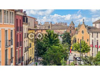 Rent Flat in Centre. Piso en alquiler en el centro de vic