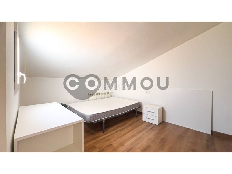 Foto 8baa7bce-9d46-47a8-be6b-952bcf8fe8a7. Duplex avec chauffage parking dans Nord Vic