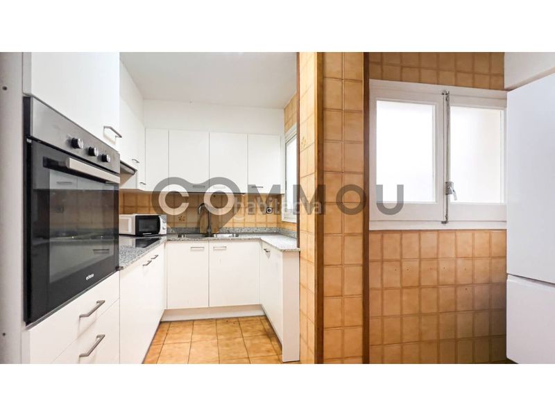 Foto a4daaf8c-74db-438e-85c1-741ddae7468c. Duplex avec chauffage parking dans Nord Vic