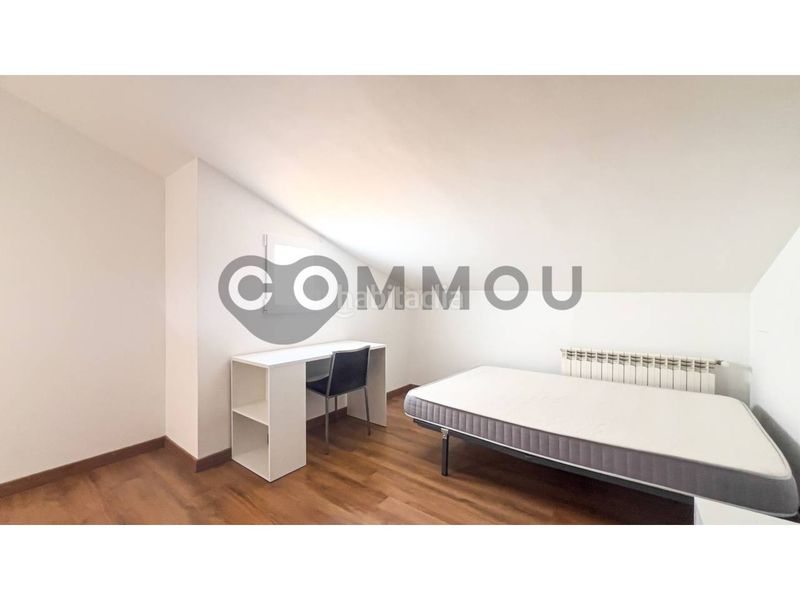 Foto b9e13473-f1a2-4249-b98e-645256ff918f. Duplex avec chauffage parking dans Nord Vic