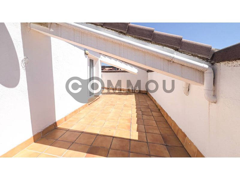 Foto e1edacfc-04fe-4ed1-b078-7af1071e8e2d. Duplex avec chauffage parking dans Nord Vic