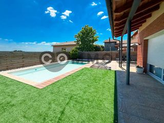 Chalet in Gurb. Chalet en venta en gurb