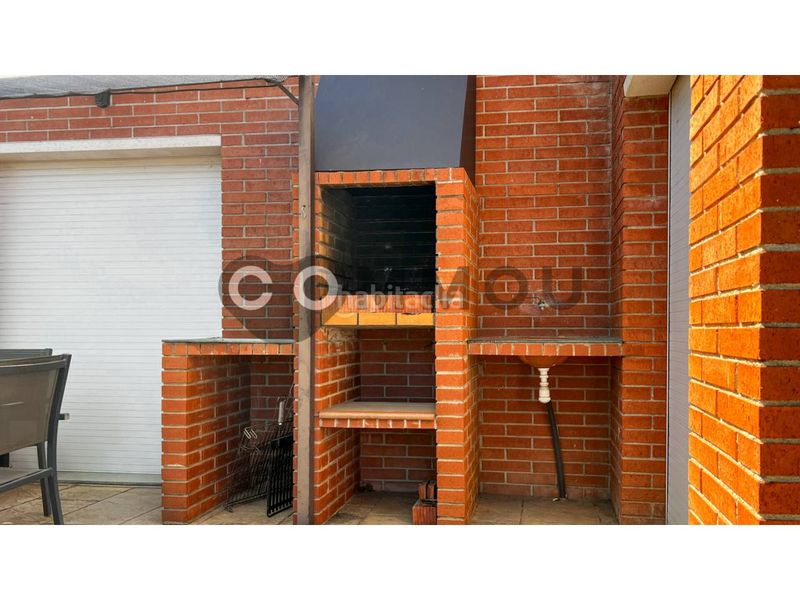 Foto 8d8dd84c-0d03-4fb3-9638-d22f30900955. Chalet  en venta en Gurb