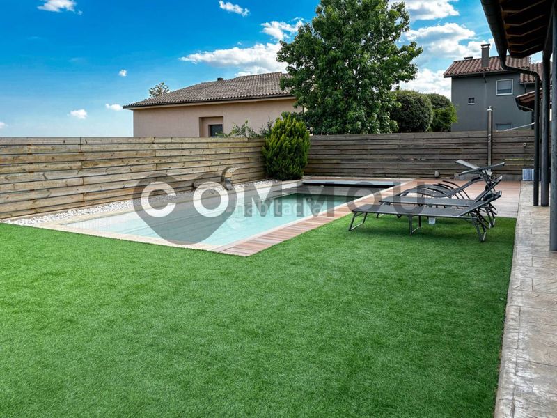 Foto bac677c8-33af-4dd6-9644-38e4be75ae5d. Chalet  en venta en Gurb