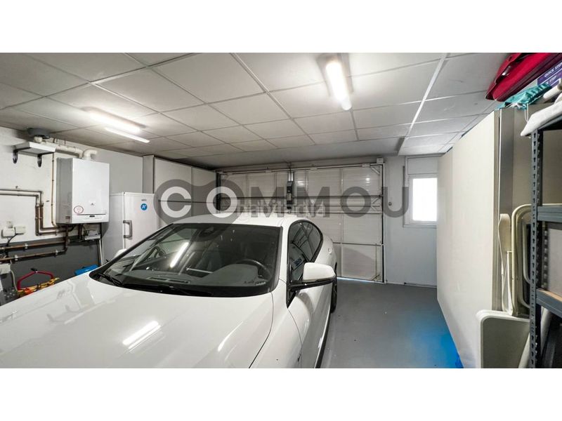 Foto dcd9ae0f-0e50-4c4b-b12c-f57adb1e9e77. Chalet  en venta en Gurb