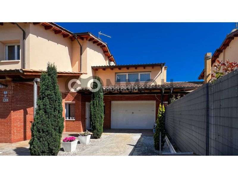 Foto de680f74-4494-4fae-b0c6-cf6021861eaf. Chalet  en venta en Gurb