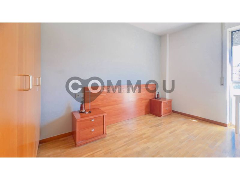 Foto d80f57d5-e526-4d6f-9acd-c491a3b0167d. Pis amb aparcament a Centre Vic