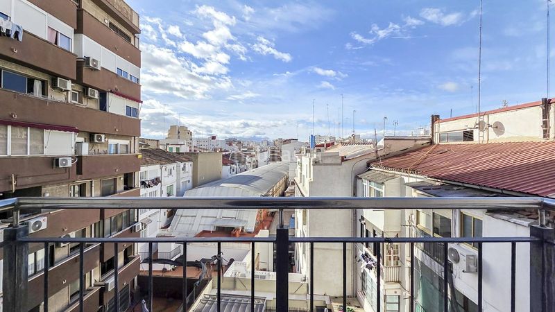 Foto 767799c8-8021-4408-a461-47c1c0010b63. Pis a La Roqueta Valencia