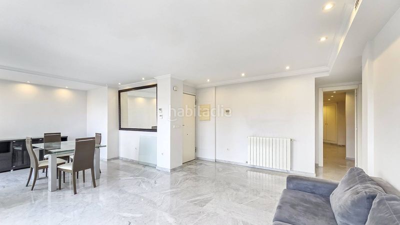 Foto c00cb00d-6f18-472a-90a4-b6990097d355. Pis a La Roqueta Valencia