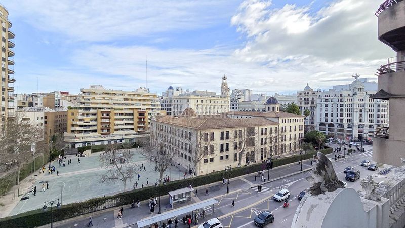 Foto d817fb38-3975-4d06-a63d-de4a104454b8. Pis a La Roqueta Valencia