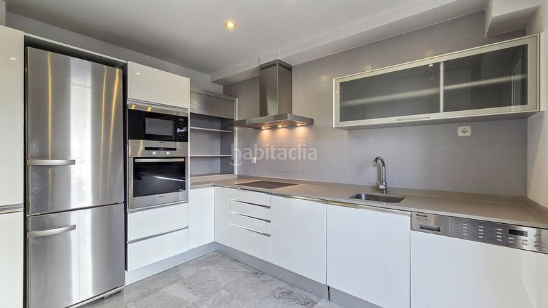 Foto d94d7a89-74cc-4e17-ba6e-33525a006559. Pis a La Roqueta Valencia