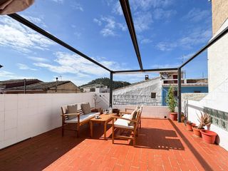 Casa  Calle olocau v. Vivienda con encanto en plena naturaleza  marines vell, corazón