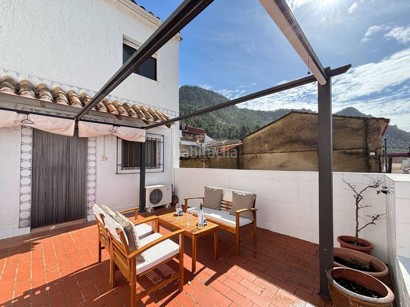 Foto b997565d-2987-4c3b-b4dd-bf1e1cfa9559. Casa amb aparcament a Marines
