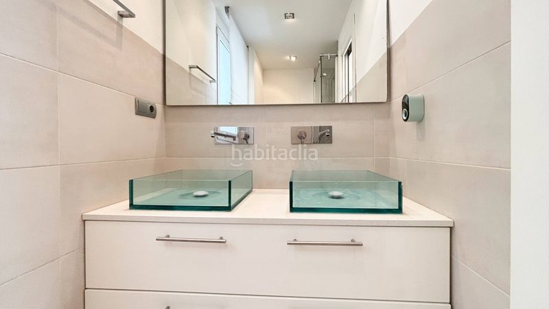 Foto 2055fb15-48b2-457a-87bc-7e10008683c5. Pis a La Raïosa Valencia