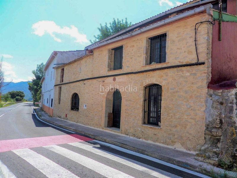 Foto 6918382d-c7c9-4326-941b-65a9c3e755e3. Casa amb aparcament a Vall de Gallinera (La)