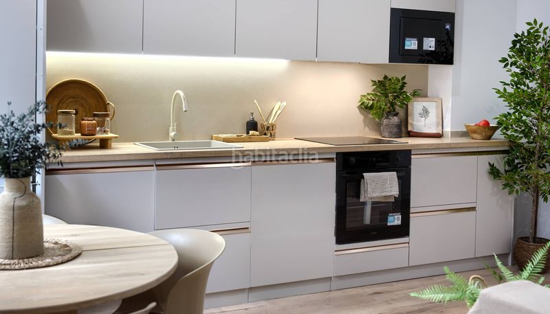 Foto 02e60243-1969-4bd3-b947-95cad0d5aaf9. Pis a Russafa Valencia