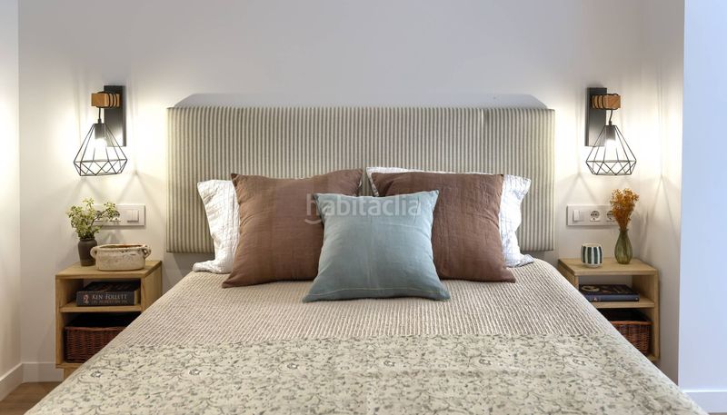 Foto 25cbd958-a63a-449b-8789-f0d69d3e6d1a. Pis a Russafa Valencia