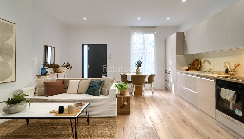 Foto 3154bf5a-0119-4c64-a07a-80c435c7d1ba. Pis a Russafa Valencia