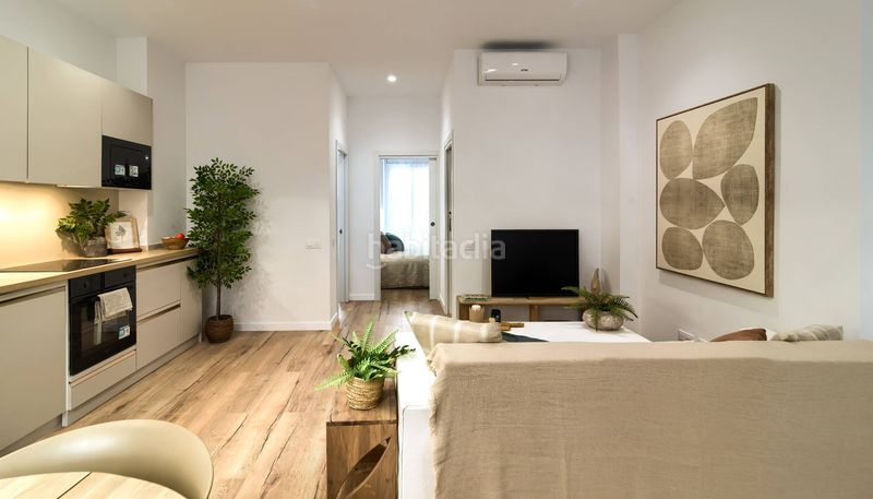 Foto 3c10f3b8-969e-4e80-8b87-7fdf658c861c. Pis a Russafa Valencia