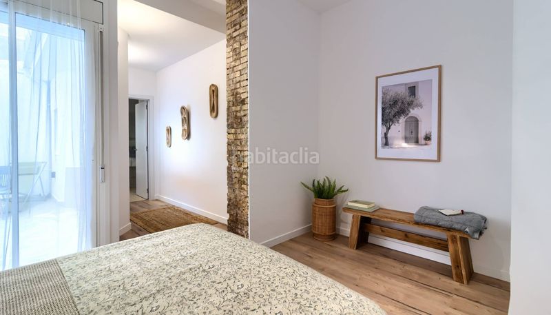 Foto 46c8ce06-68a4-4393-b58a-c40bc2246058. Pis a Russafa Valencia