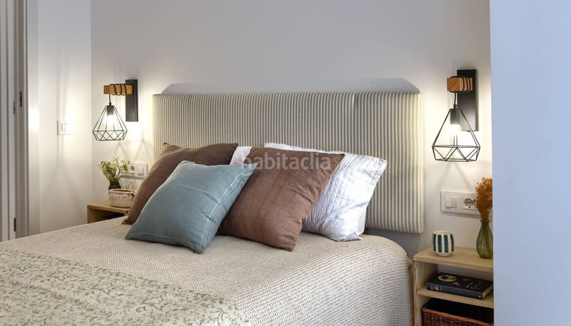 Foto d203b0d2-b46a-4f6f-9784-7c81c4769aa3. Pis a Russafa Valencia