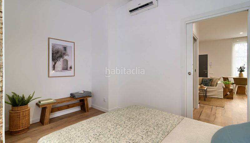 Foto fc0433e3-ff23-4c6a-837e-3dd0f69b2188. Pis a Russafa Valencia