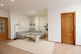 Lloguer Pis  Calle cuba. Vivienda en alquiler en el barrio de moda, en ruzafa