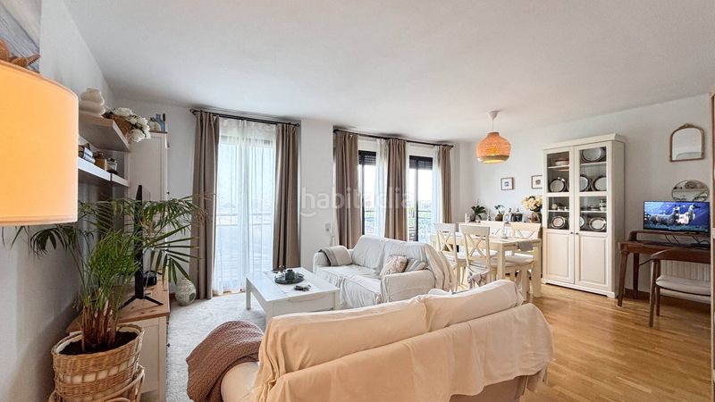 Foto f6138c93-12c3-429e-9c92-e7d61eaf2c86. Pis amb calefacció aparcament a La Raïosa Valencia