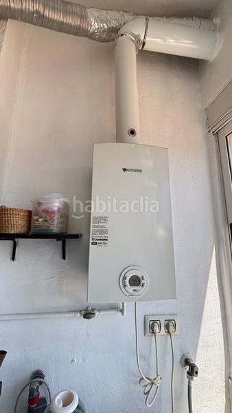 Foto cd6f73ab-f029-430c-9f92-7fd11fe6cef2. Pis a Russafa Valencia