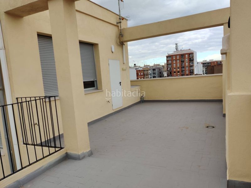 Foto 96d9787c-66d3-4a9d-885c-e9e3a98ff51b. Edificio in Centro puerto Sagunt