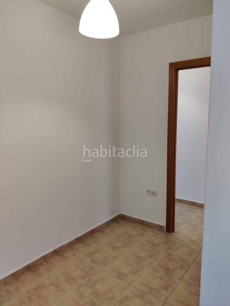 Foto c4ff9952-55bc-48f5-a447-99dcb74c3555. Edificio in Centro puerto Sagunt
