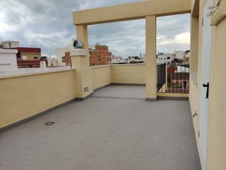 Edifici a Centro puerto. Oportunidad de inversión 3 viviendas independientes junto al mar