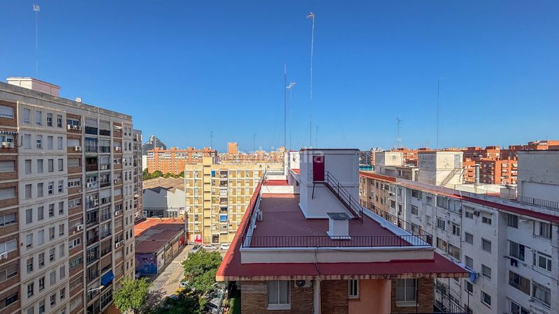 Foto 0cb573c5-978f-4e79-9e46-229e646f83fe. Pis a Soternes Valencia