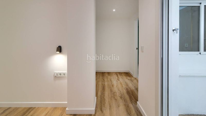 Foto c6b1d08e-28fe-4ff6-8d1d-f1dd326e9e4a. Pis a Penya-Roja - Avda. Francia Valencia
