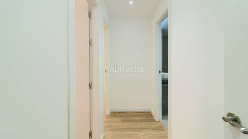 Foto e09e8f69-2ee5-4798-850c-3f09ca2a00e7. Pis a Penya-Roja - Avda. Francia Valencia