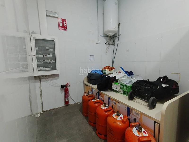 Foto 4cc1d659-20ba-4050-bff3-1f712fb2a450. Pas-de-porte local commercial dans Vara de Quart Valencia