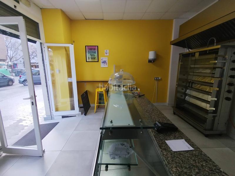 Foto 57bdfee1-9db3-4ad4-8c0e-3aaf77b360c8. Traspaso local comercial traspaso de negocio de comidas para llevar en Valencia